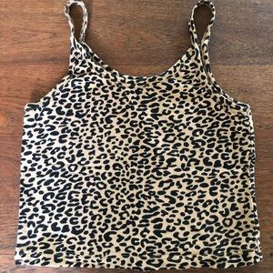 ARQ crop tank in leopard